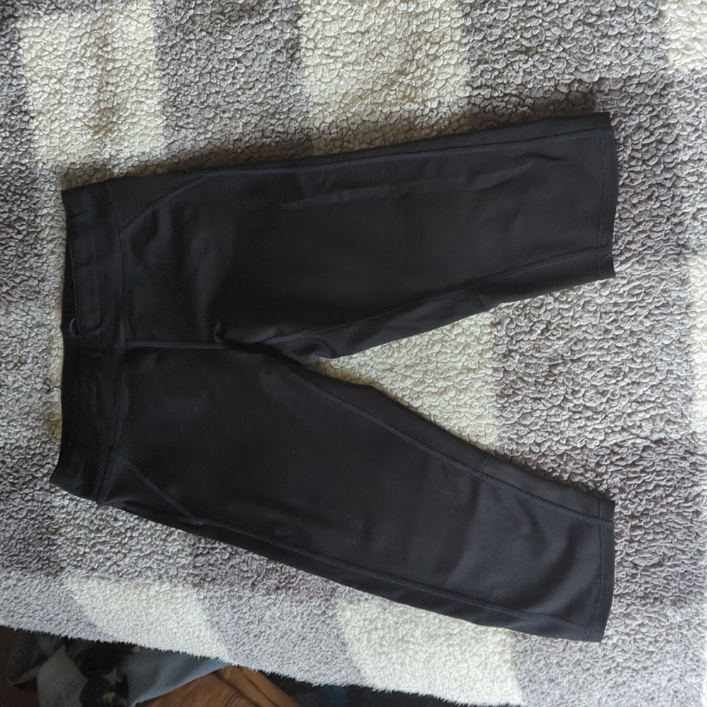 Oiselle crop leggings